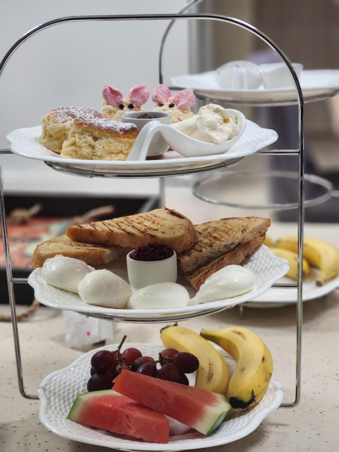 Lavender Manor Bnb Bed & Breakfast Alkimos Екстериор снимка