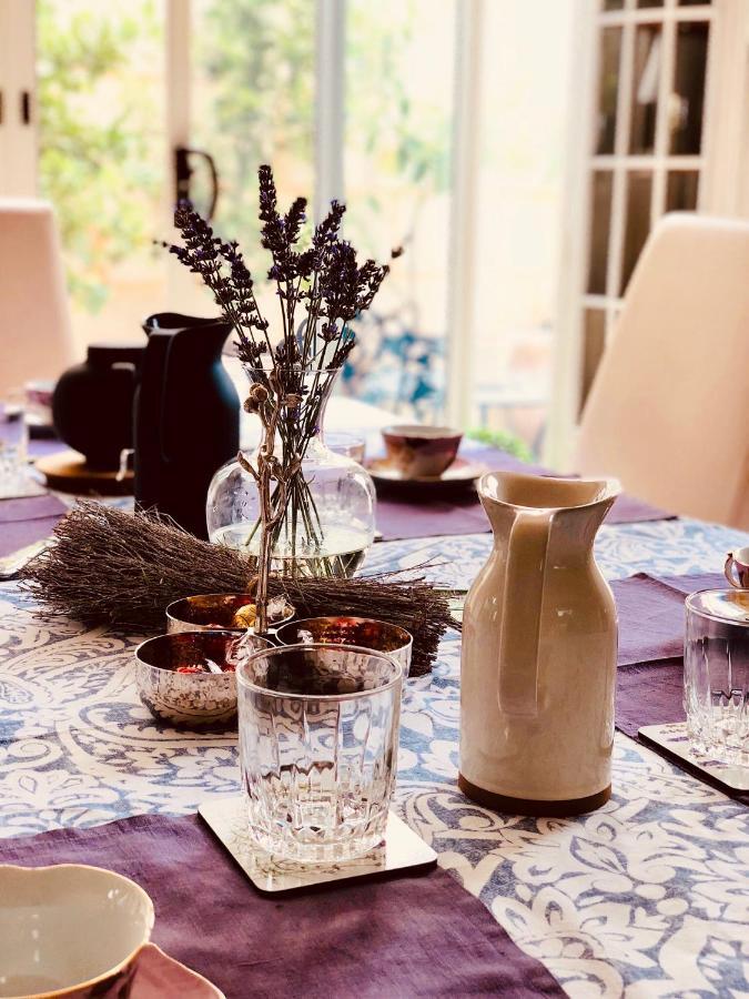 Lavender Manor Bnb Bed & Breakfast Alkimos Екстериор снимка