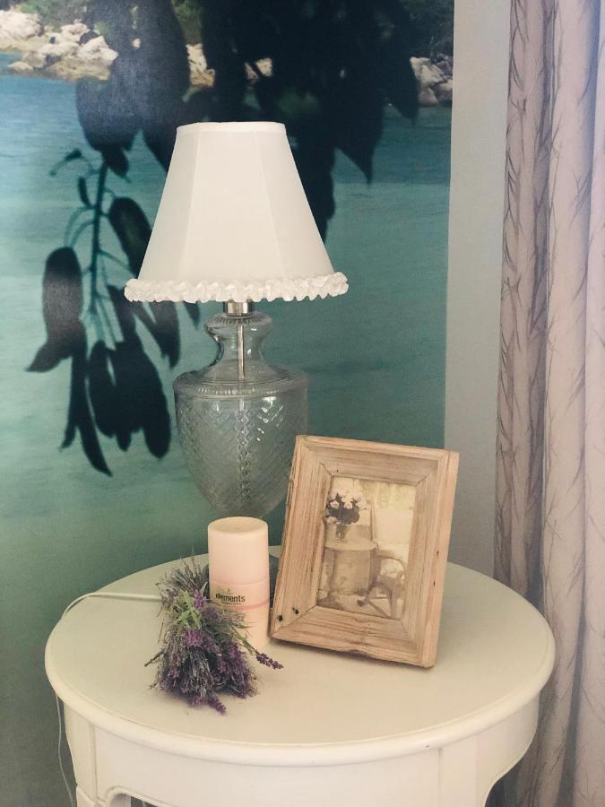 Lavender Manor Bnb Bed & Breakfast Alkimos Екстериор снимка